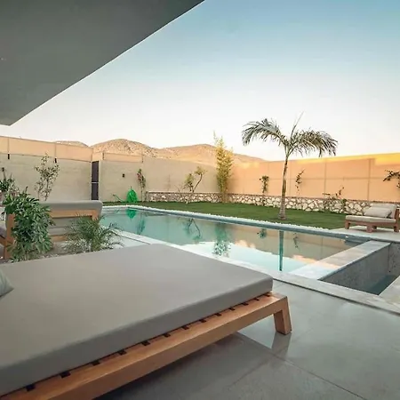 Viohouses 4- Luxury Private Korunakli Oezel Havuzlu 페티예